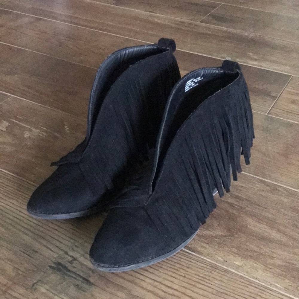 Coconuts By Matisse - image 1